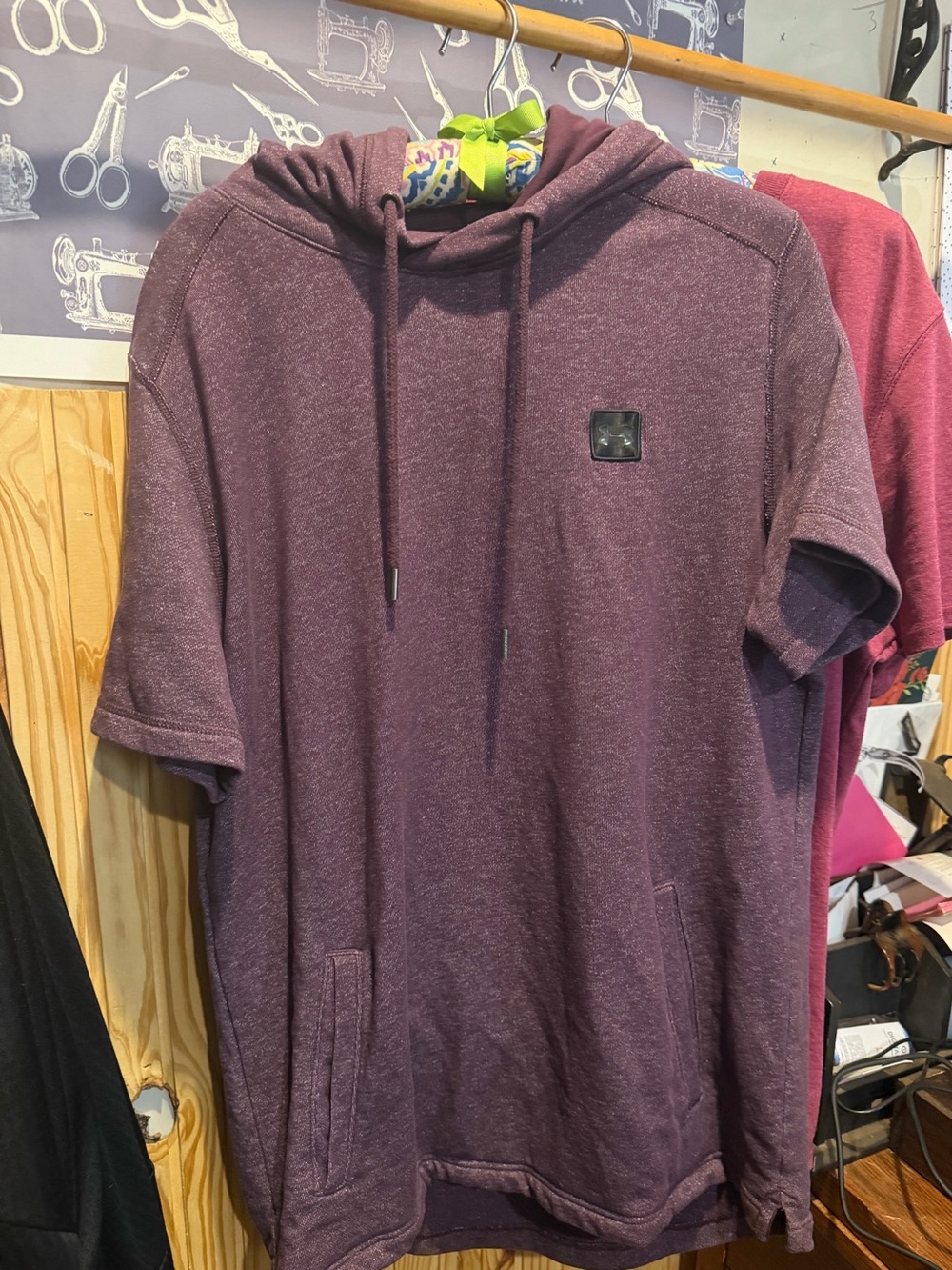 Women’s Short-Sleeve Hooded T-Shirt in Plum